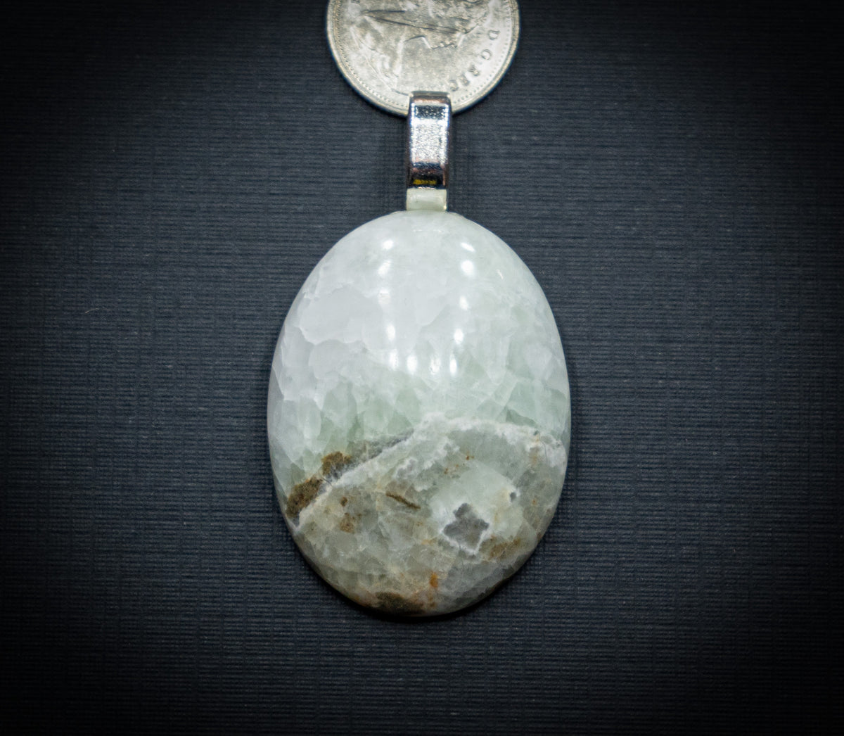 Quartz Scene Pendant